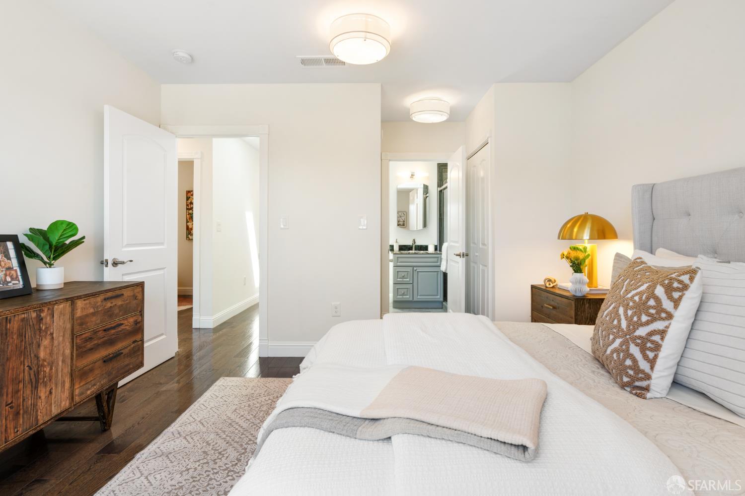 Photo #26: 425039838 Listing: Photo #26