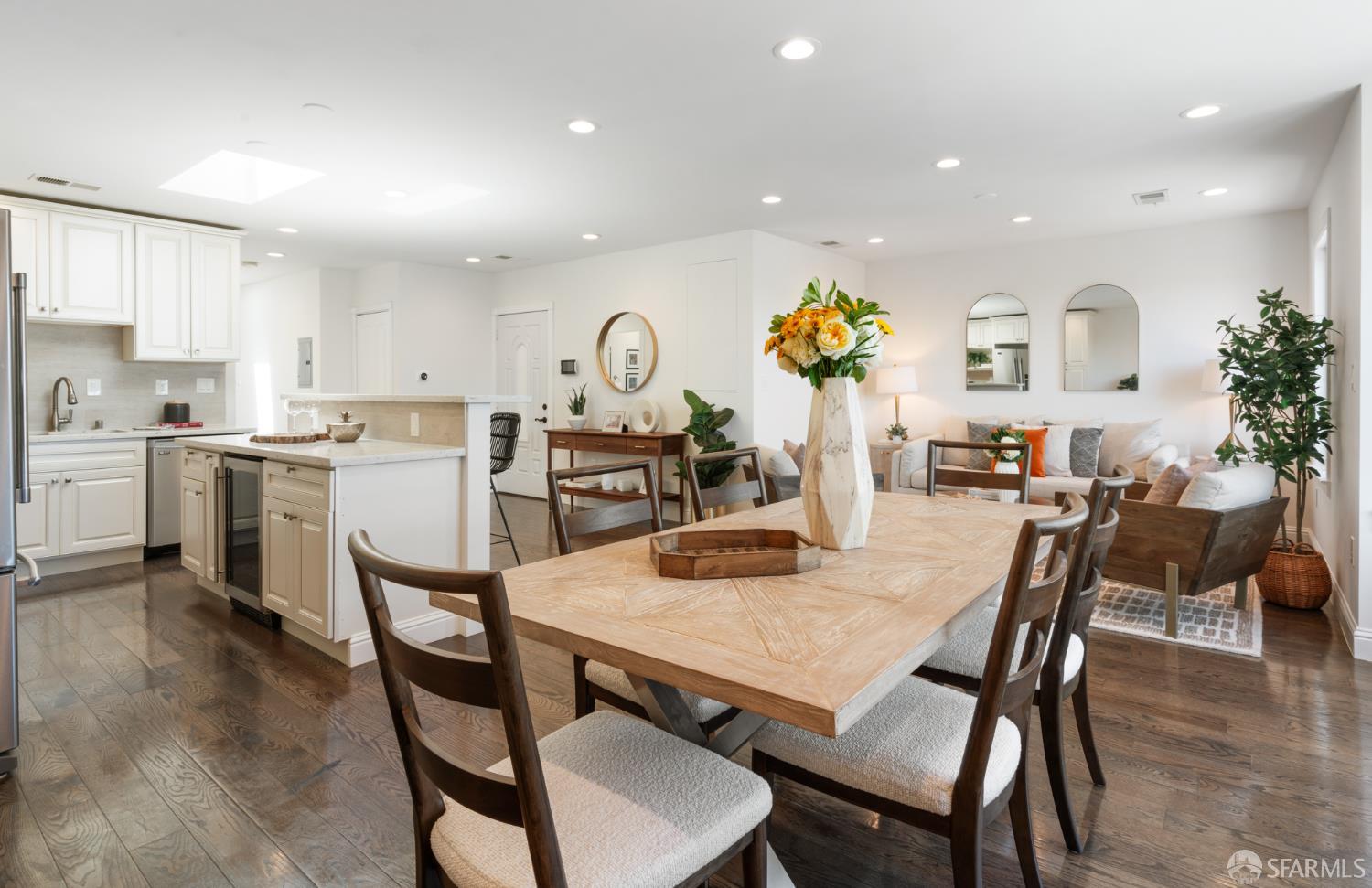 Photo #12: 425039838 Listing: Photo #12