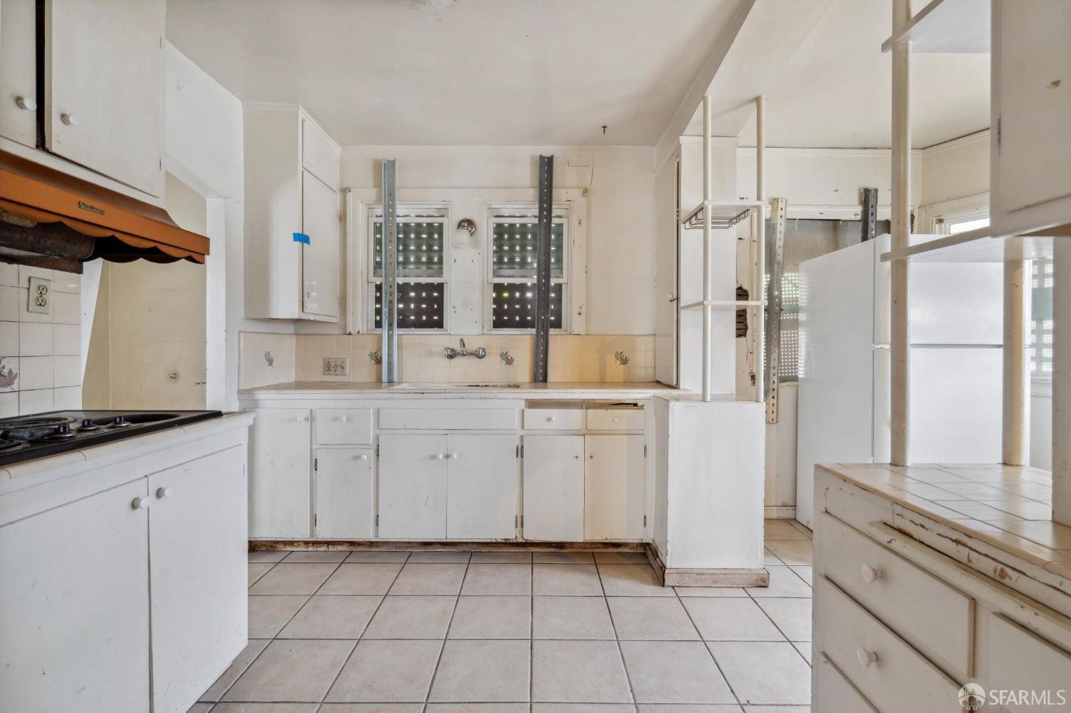 Detail Gallery Image 25 of 45 For 4770 Tompkins Ave, Oakland,  CA 94619 - – Beds | – Baths
