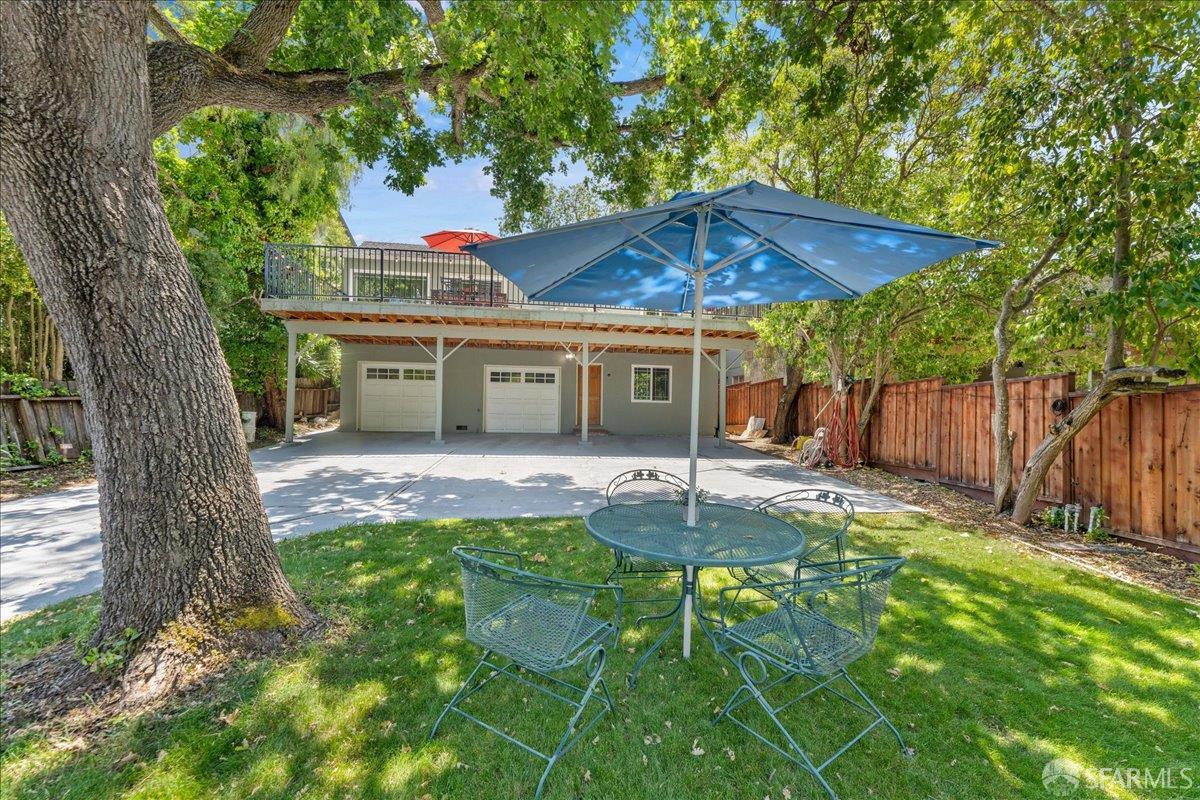 Detail Gallery Image 23 of 28 For 3572 Altamont Way, Redwood City,  CA 94062 - 3 Beds | 2 Baths
