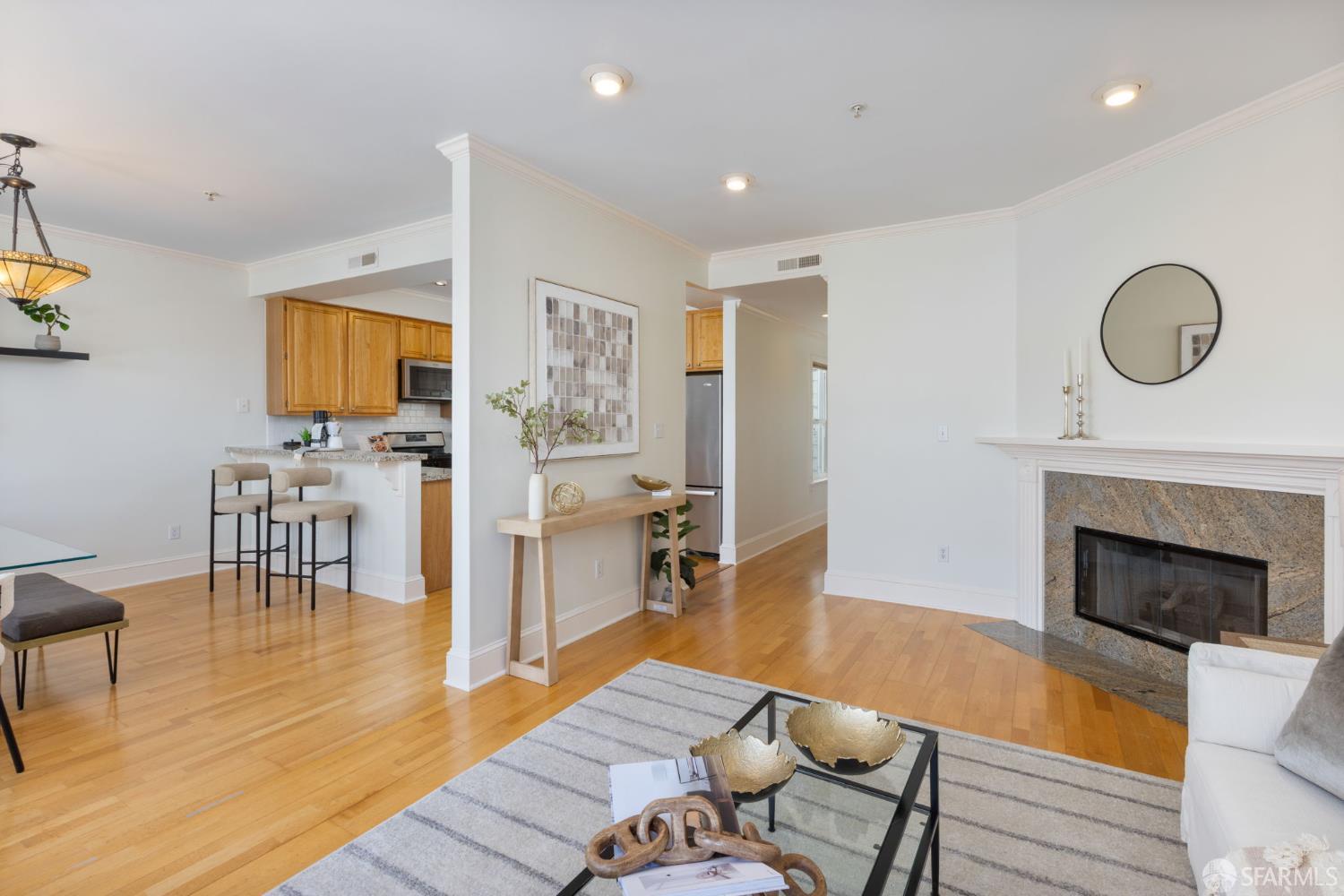 Photo #7: 425036226 Listing: Photo #7