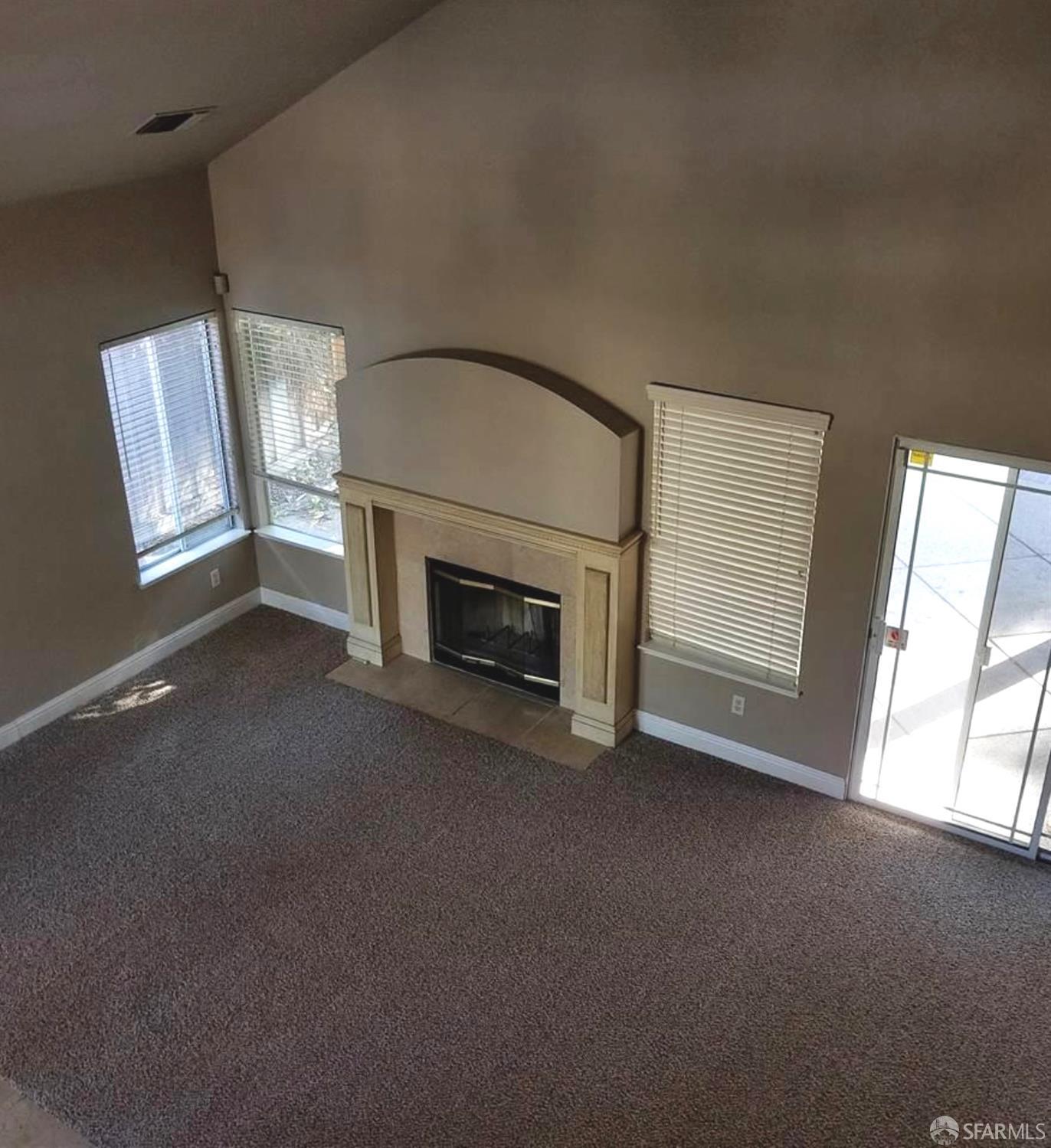Detail Gallery Image 10 of 16 For 4400 Elk Dr, Antioch,  CA 94531 - 3 Beds | 2/1 Baths