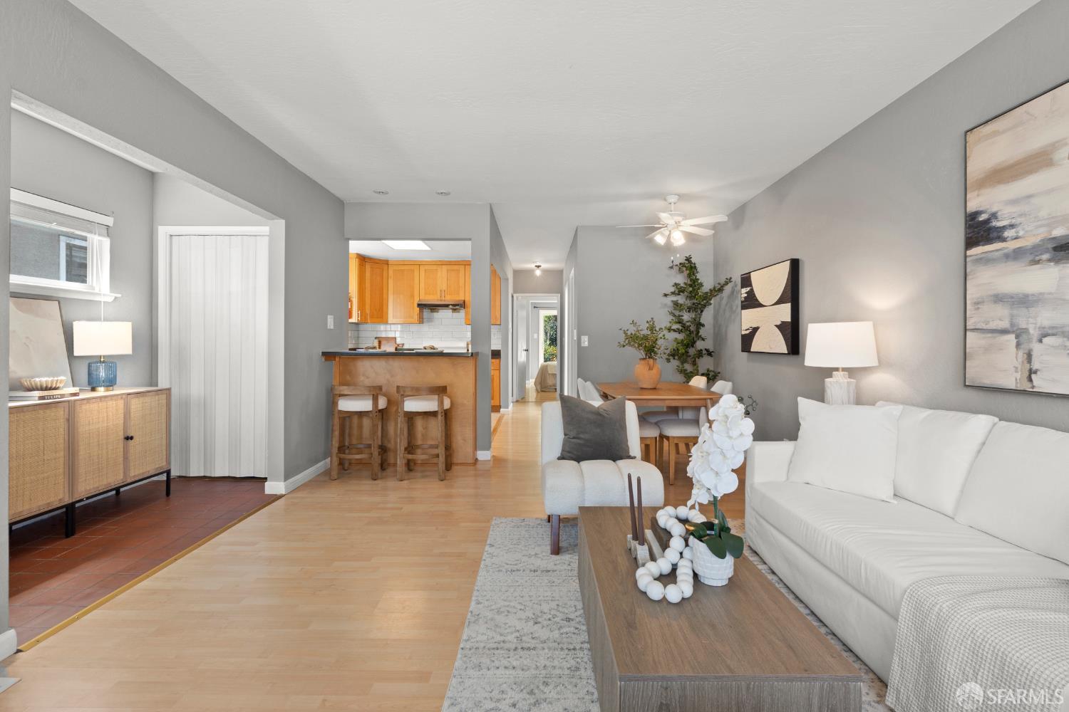 Detail Gallery Image 1 of 14 For 279 Elm Ave, San Bruno,  CA 94066 - 2 Beds | 1 Baths