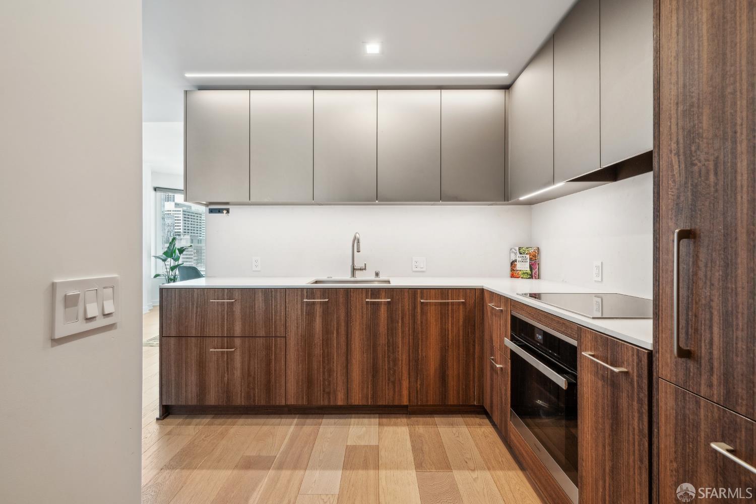 Detail Gallery Image 4 of 51 For 280 Spear St 30h,  San Francisco,  CA 94105 - 1 Beds | 1 Baths