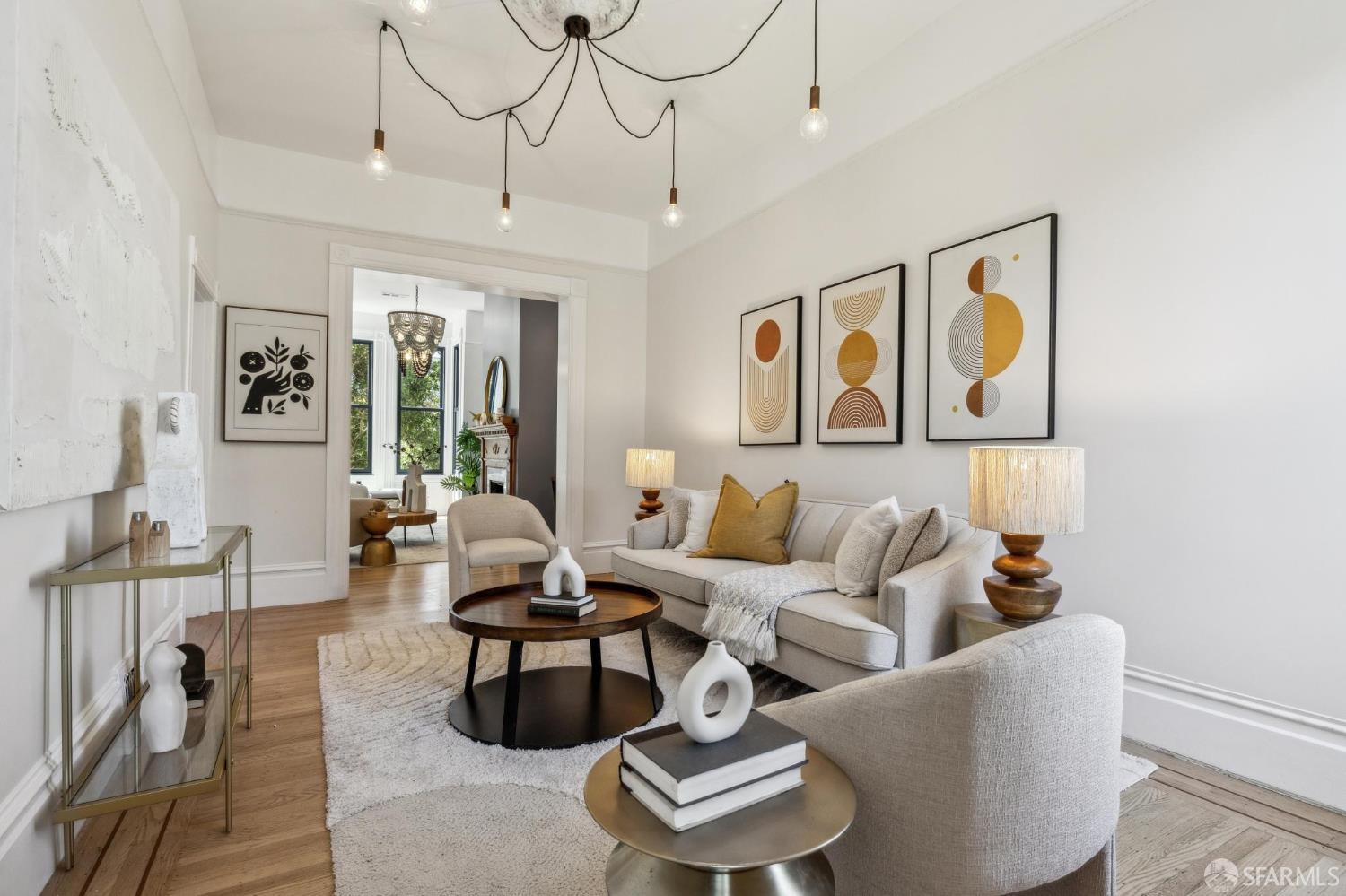 Photo #4: 425045057 Listing 