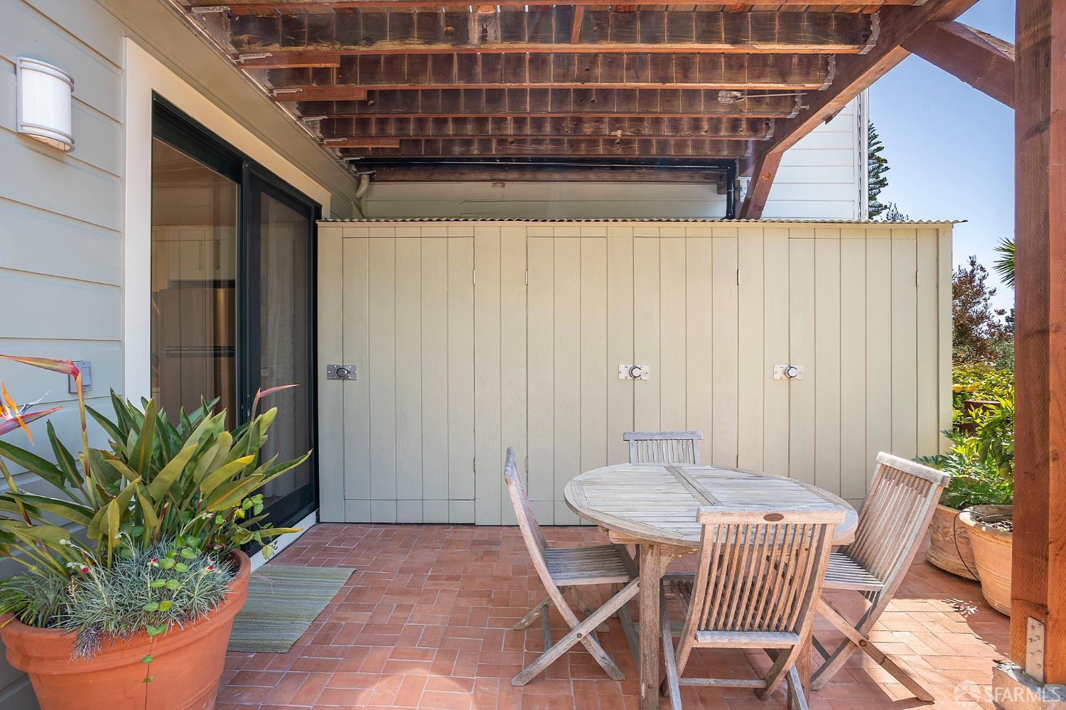Photo #15: 425045198 Listing: Photo #15