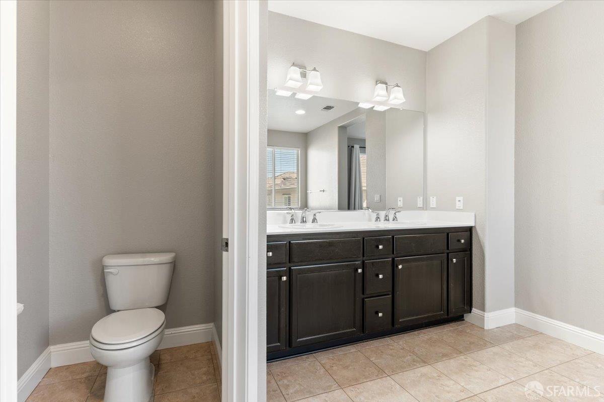 Detail Gallery Image 34 of 77 For 67 Greystone Pl, Pittsburg,  CA 94565 - 4 Beds | 2/1 Baths