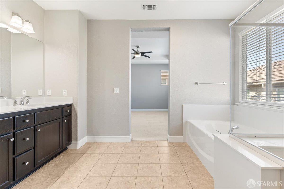 Detail Gallery Image 32 of 77 For 67 Greystone Pl, Pittsburg,  CA 94565 - 4 Beds | 2/1 Baths
