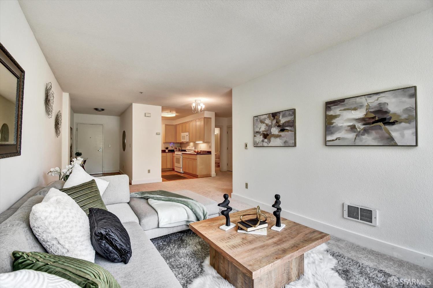 Detail Gallery Image 16 of 48 For 2407 Telegraph Ave #205,  Oakland,  CA 94612 - 1 Beds | 1 Baths