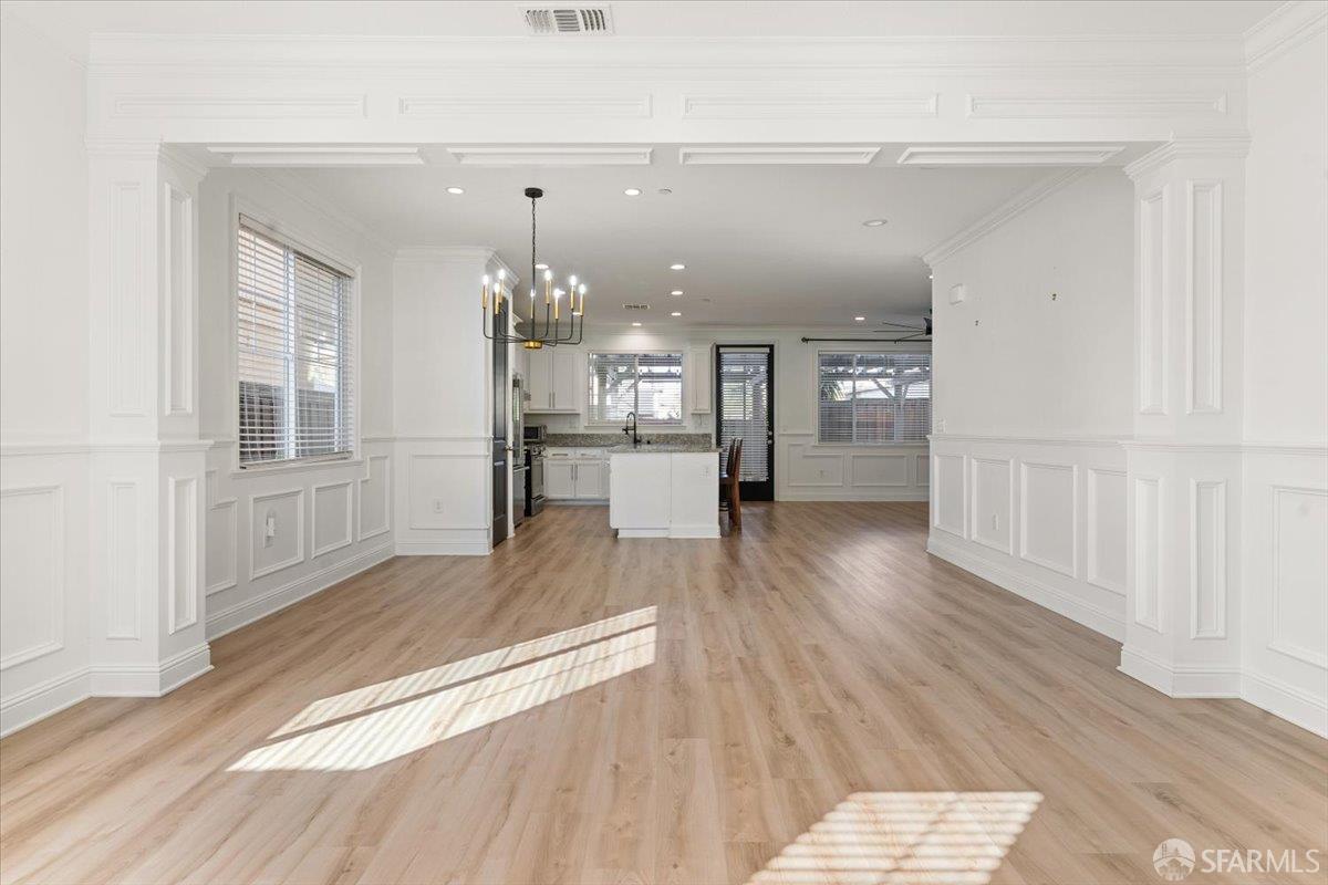 Detail Gallery Image 2 of 77 For 67 Greystone Pl, Pittsburg,  CA 94565 - 4 Beds | 2/1 Baths