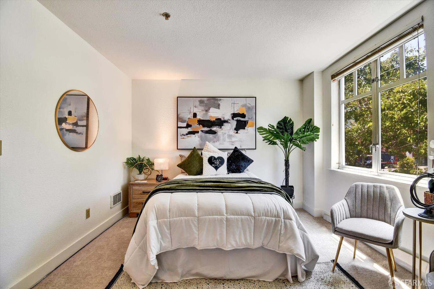 Detail Gallery Image 9 of 48 For 2407 Telegraph Ave #205,  Oakland,  CA 94612 - 1 Beds | 1 Baths