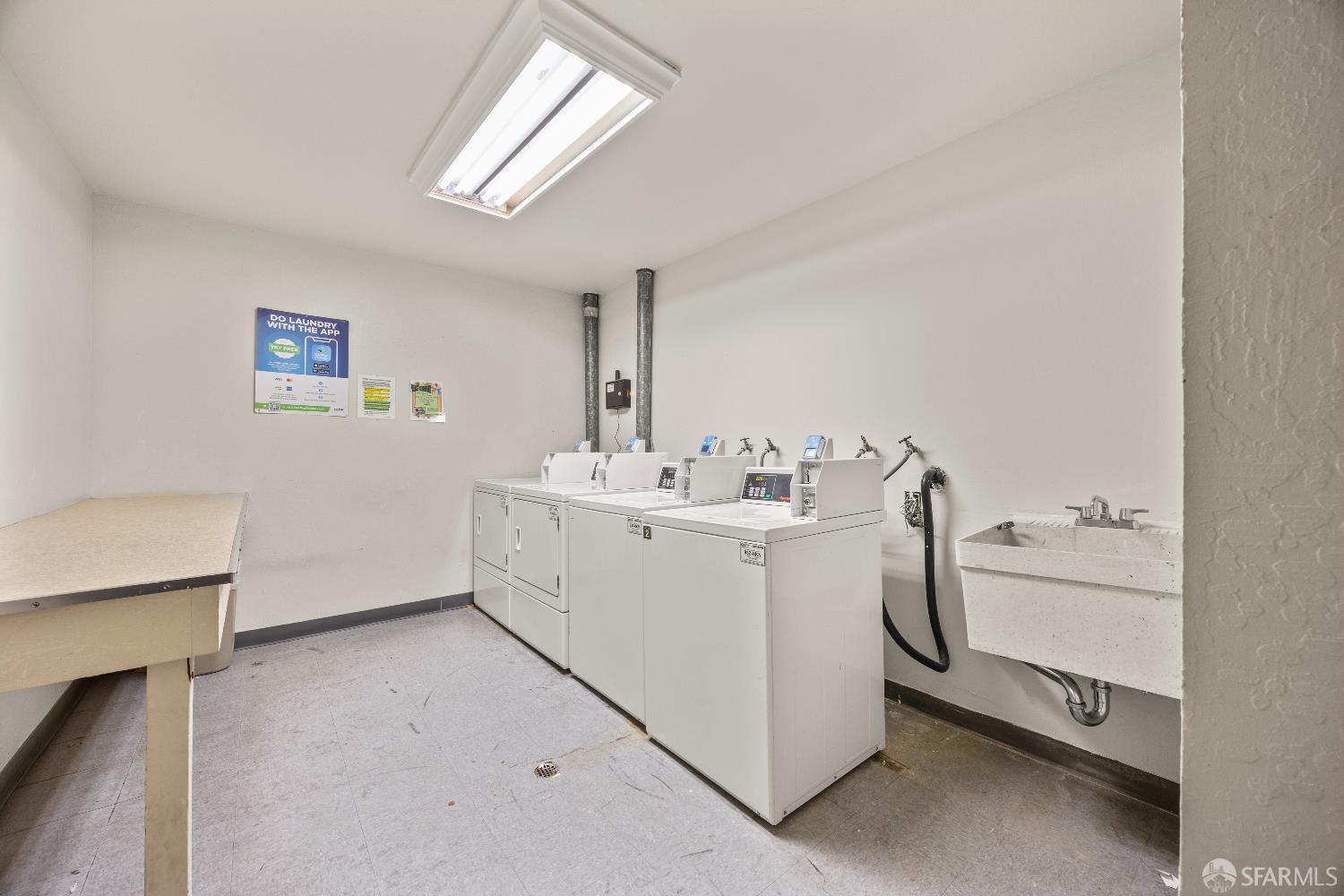 Detail Gallery Image 21 of 33 For 1458 Hudson St #111,  Redwood City,  CA 94061 - 1 Beds | 1 Baths
