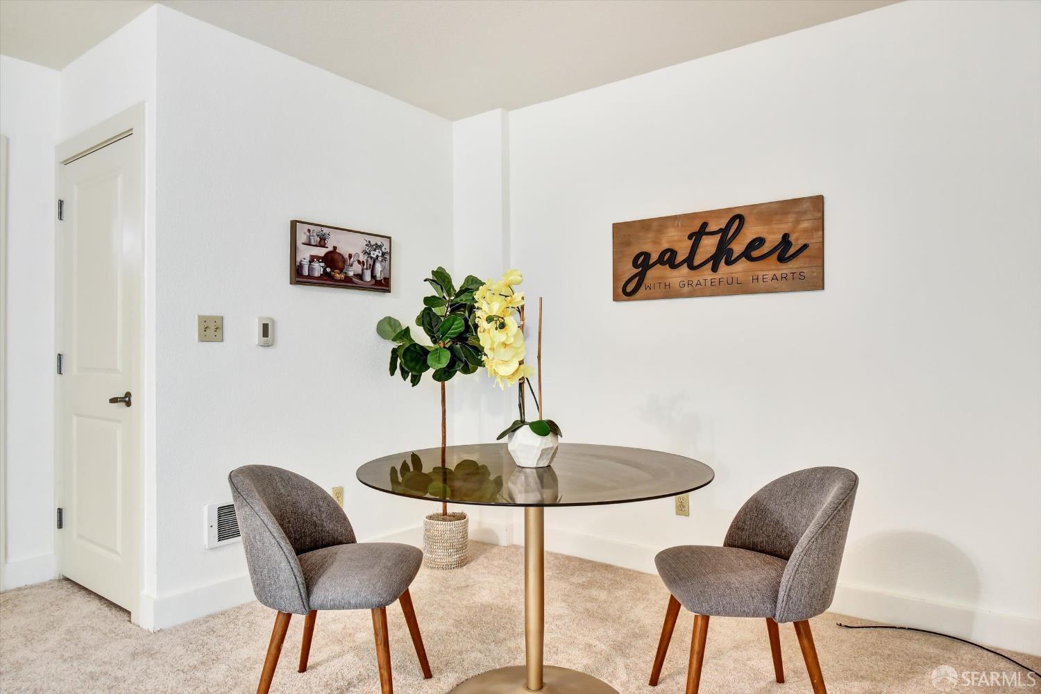 Detail Gallery Image 11 of 48 For 2407 Telegraph Ave #205,  Oakland,  CA 94612 - 1 Beds | 1 Baths