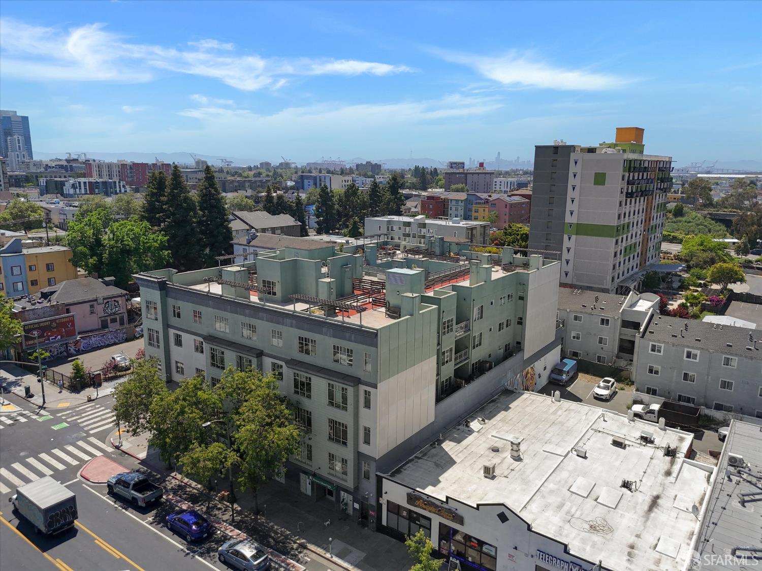 Detail Gallery Image 40 of 48 For 2407 Telegraph Ave #205,  Oakland,  CA 94612 - 1 Beds | 1 Baths