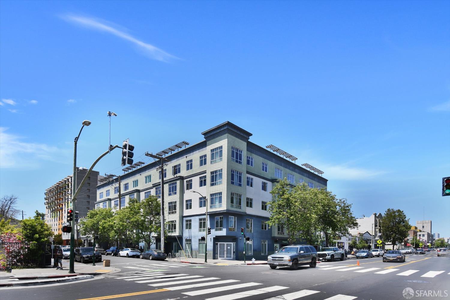 Detail Gallery Image 47 of 48 For 2407 Telegraph Ave #205,  Oakland,  CA 94612 - 1 Beds | 1 Baths