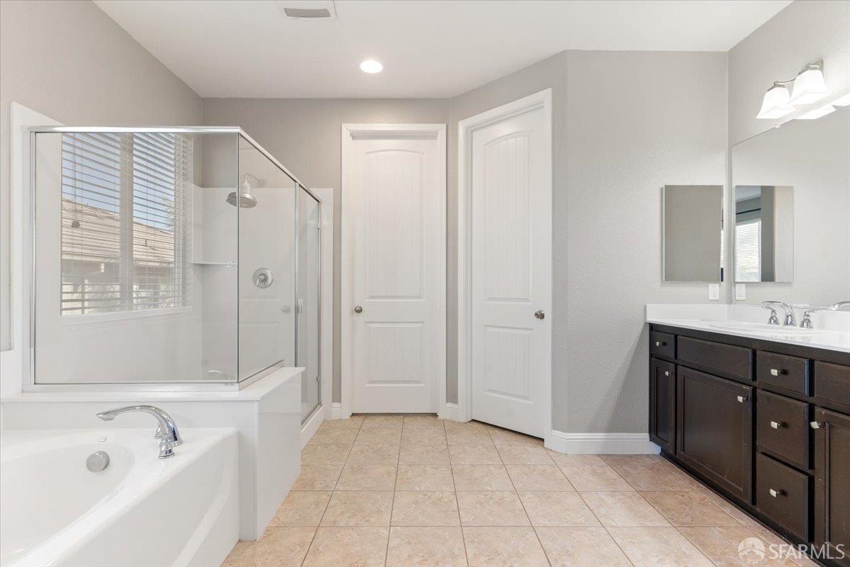 Detail Gallery Image 38 of 77 For 67 Greystone Pl, Pittsburg,  CA 94565 - 4 Beds | 2/1 Baths