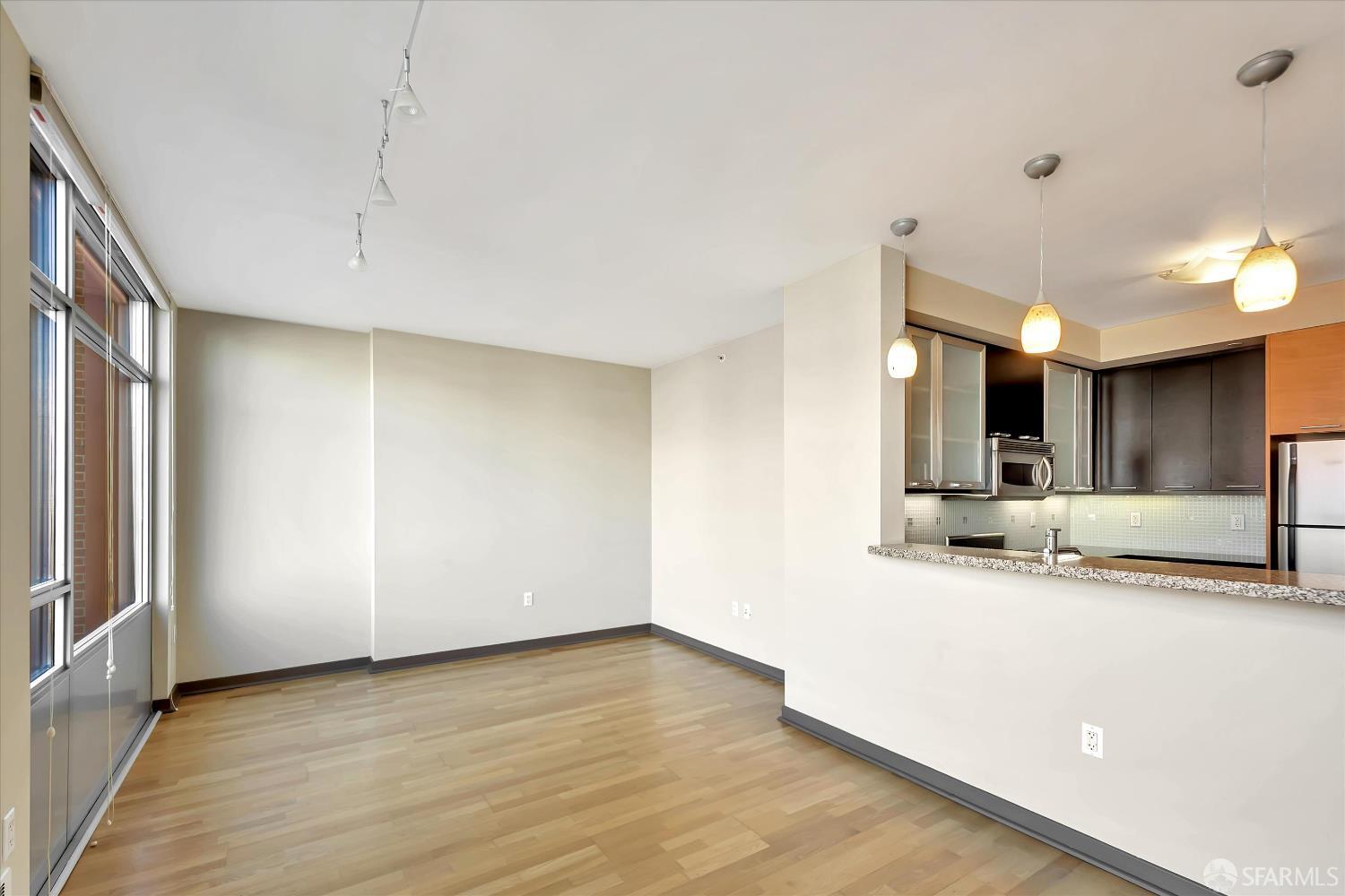 Detail Gallery Image 2 of 31 For 170 King St #1012,  San Francisco,  CA 94107 - 1 Beds | 1 Baths