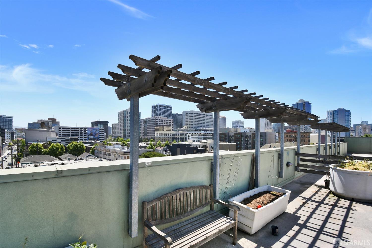 Detail Gallery Image 32 of 48 For 2407 Telegraph Ave #205,  Oakland,  CA 94612 - 1 Beds | 1 Baths