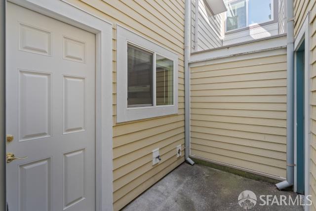 Detail Gallery Image 30 of 32 For 984 Wyandotte Ave, Daly City,  CA 94014 - – Beds | – Baths