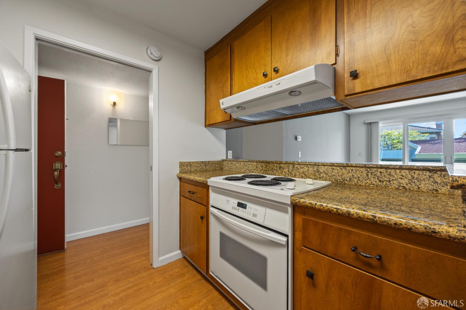 Detail Gallery Image 15 of 33 For 1458 Hudson St #111,  Redwood City,  CA 94061 - 1 Beds | 1 Baths