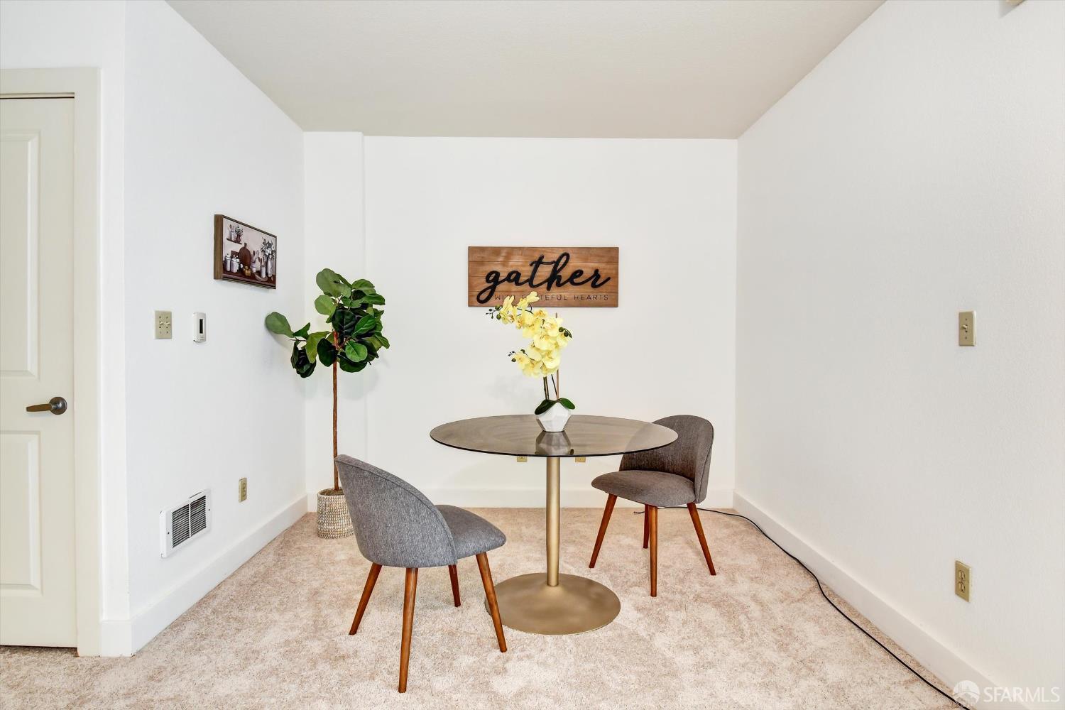 Detail Gallery Image 18 of 48 For 2407 Telegraph Ave #205,  Oakland,  CA 94612 - 1 Beds | 1 Baths