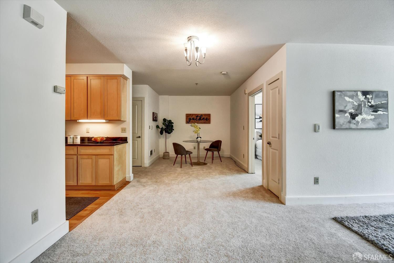 Detail Gallery Image 17 of 48 For 2407 Telegraph Ave #205,  Oakland,  CA 94612 - 1 Beds | 1 Baths