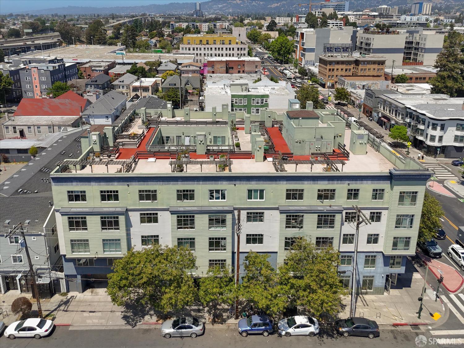 Detail Gallery Image 43 of 48 For 2407 Telegraph Ave #205,  Oakland,  CA 94612 - 1 Beds | 1 Baths