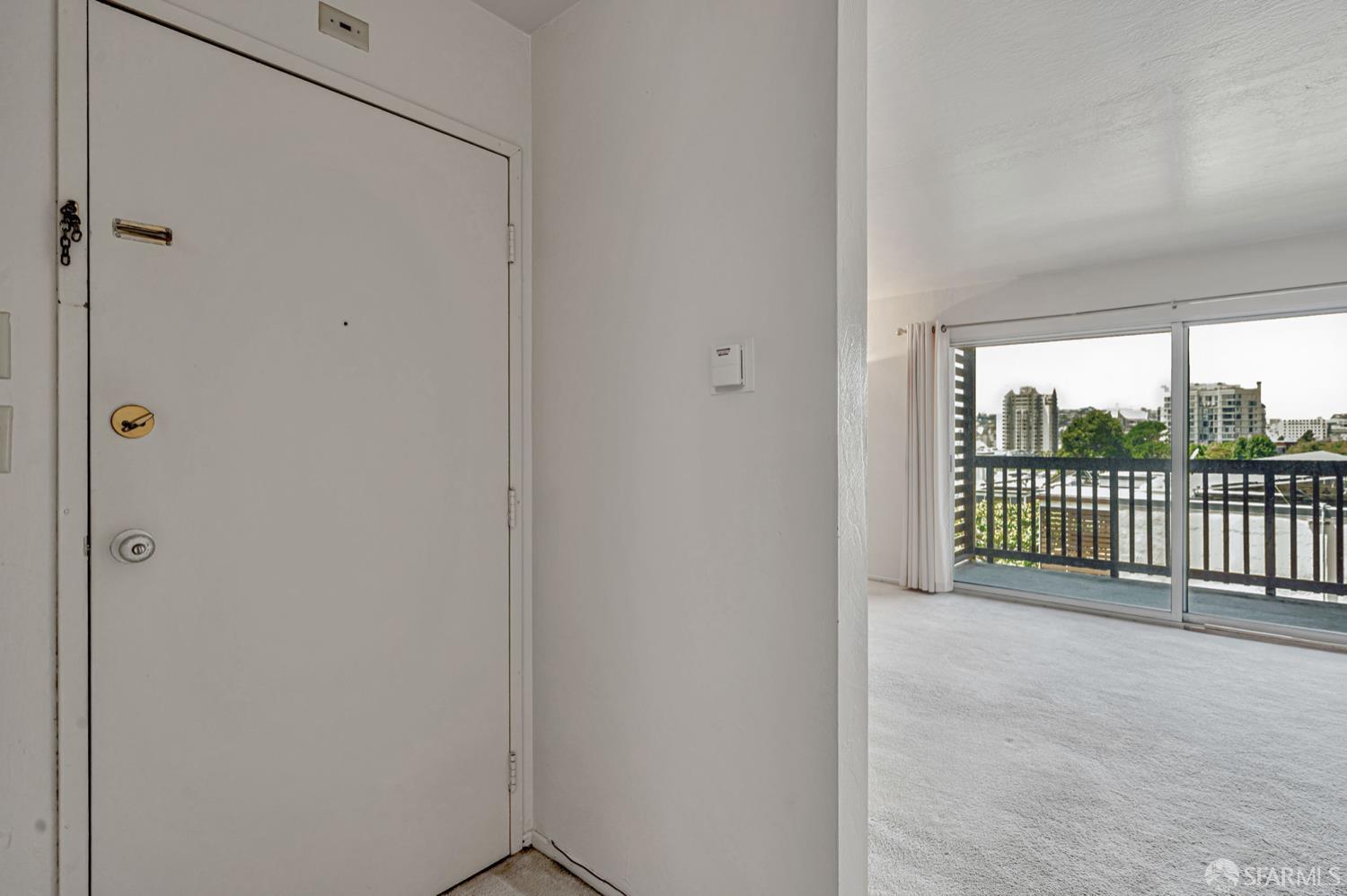 Detail Gallery Image 10 of 36 For 1455 Laguna St #6,  San Francisco,  CA 94115 - 2 Beds | 1 Baths