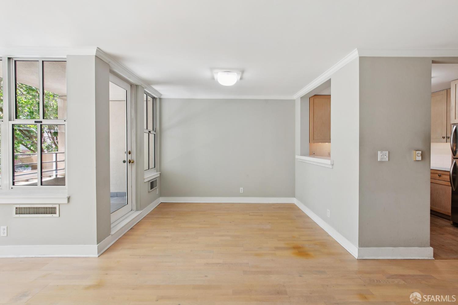 Photo #6: 425040412 Listing 
