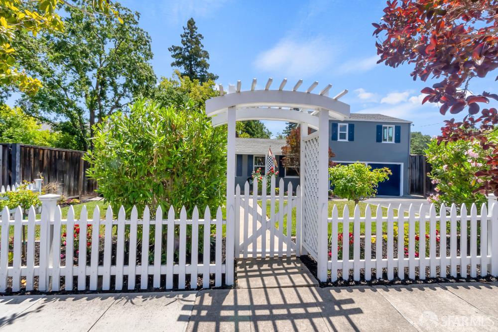 Hopkins Avenue, Redwood City, California image 4