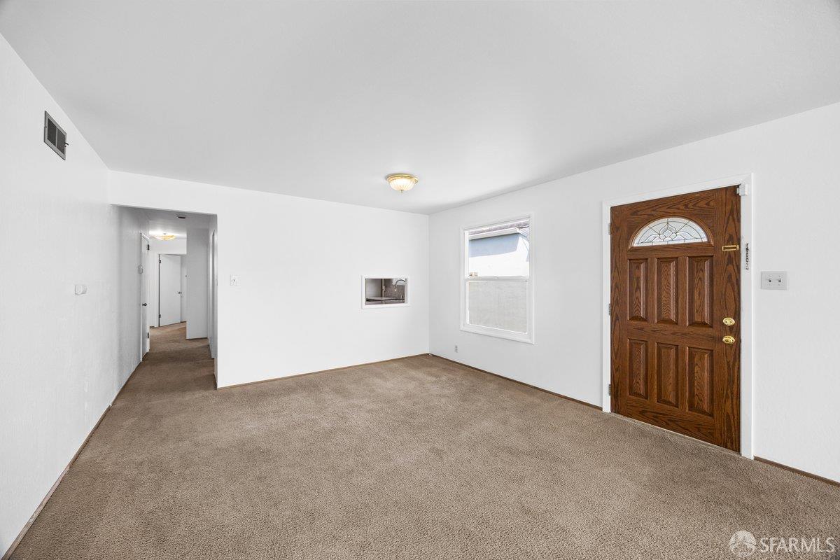 Detail Gallery Image 7 of 23 For 80 Highland Ave, Daly City,  CA 94015 - 3 Beds | 1 Baths
