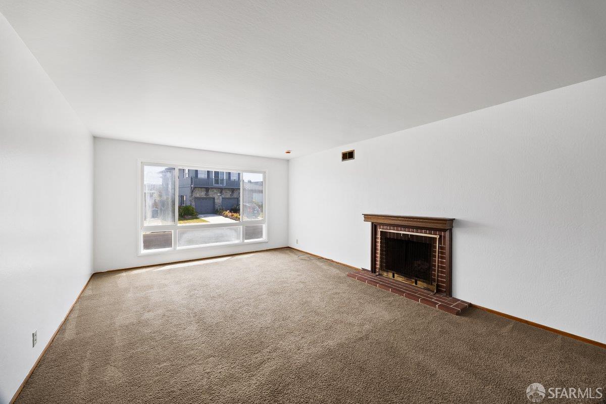 Detail Gallery Image 5 of 23 For 80 Highland Ave, Daly City,  CA 94015 - 3 Beds | 1 Baths
