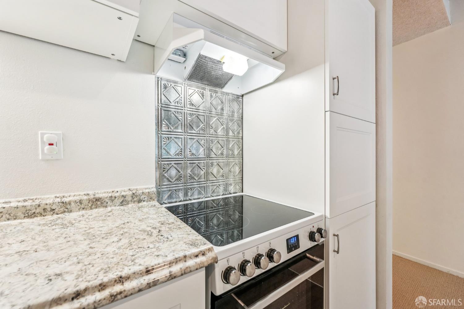 Detail Gallery Image 5 of 29 For 95 Ora Way 303f,  San Francisco,  CA 94131 - 0 Beds | 1 Baths