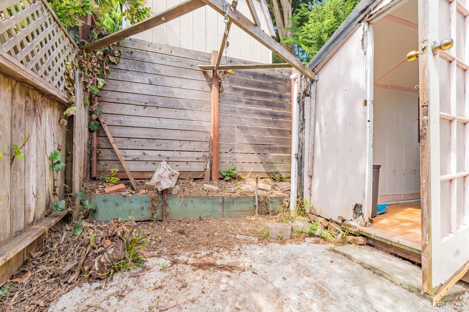 Detail Gallery Image 35 of 53 For 726 Joost Ave, San Francisco,  CA 94127 - 2 Beds | 1 Baths