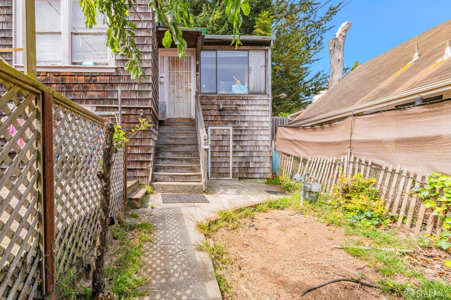 Detail Gallery Image 6 of 53 For 726 Joost Ave, San Francisco,  CA 94127 - 2 Beds | 1 Baths