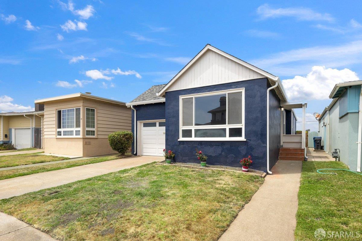 Detail Gallery Image 2 of 23 For 80 Highland Ave, Daly City,  CA 94015 - 3 Beds | 1 Baths