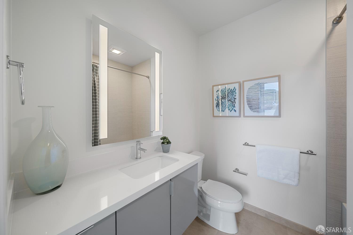 Detail Gallery Image 12 of 18 For 89 Kirkwood Ave, San Francisco,  CA 94124 - 3 Beds | 2/1 Baths
