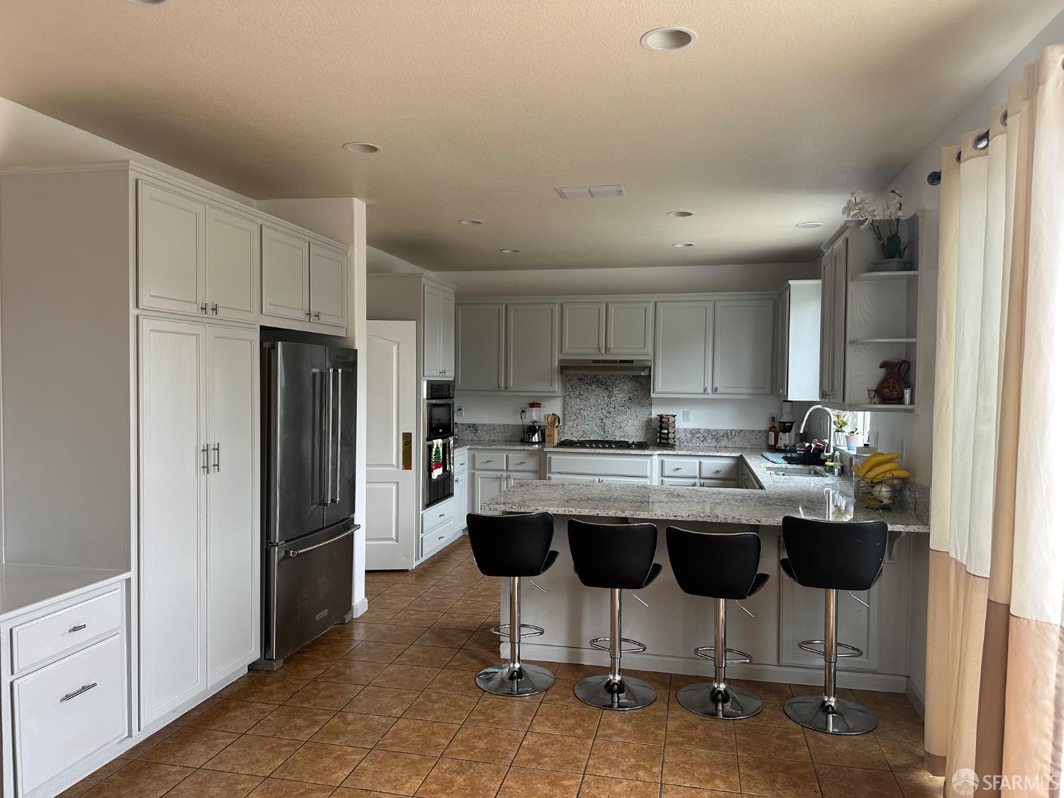 Detail Gallery Image 17 of 86 For 2055 Redbud Way, Antioch,  CA 94509 - 3 Beds | 2/1 Baths