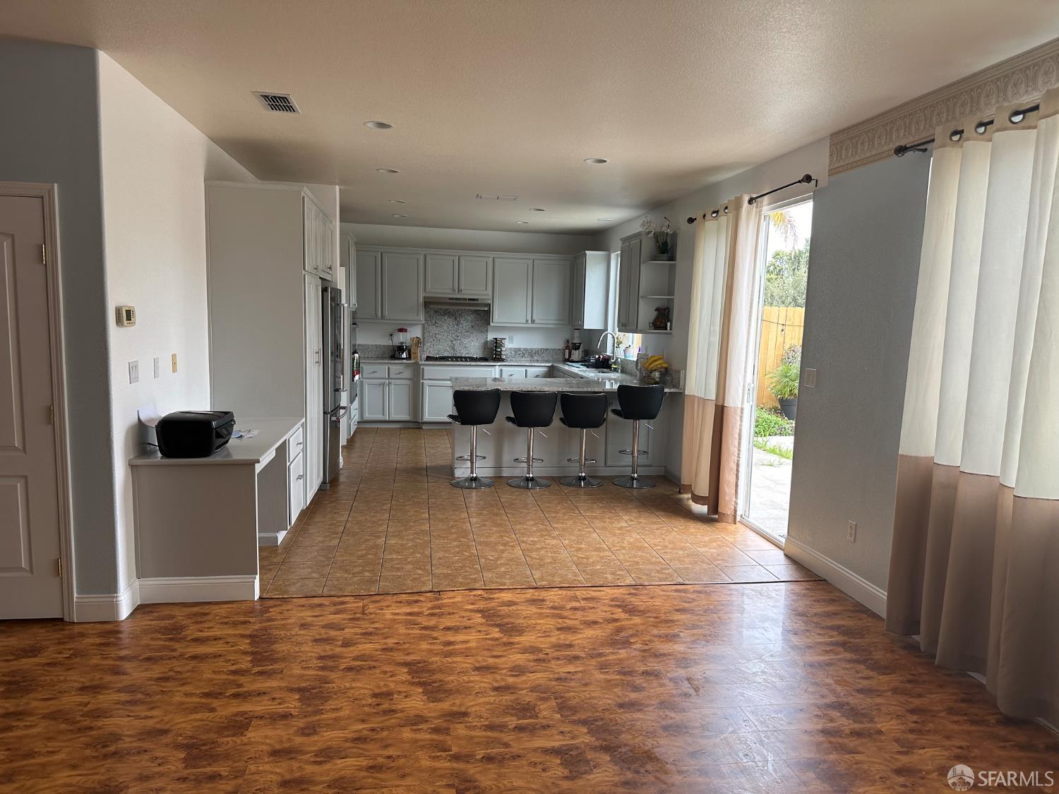 Detail Gallery Image 43 of 86 For 2055 Redbud Way, Antioch,  CA 94509 - 3 Beds | 2/1 Baths