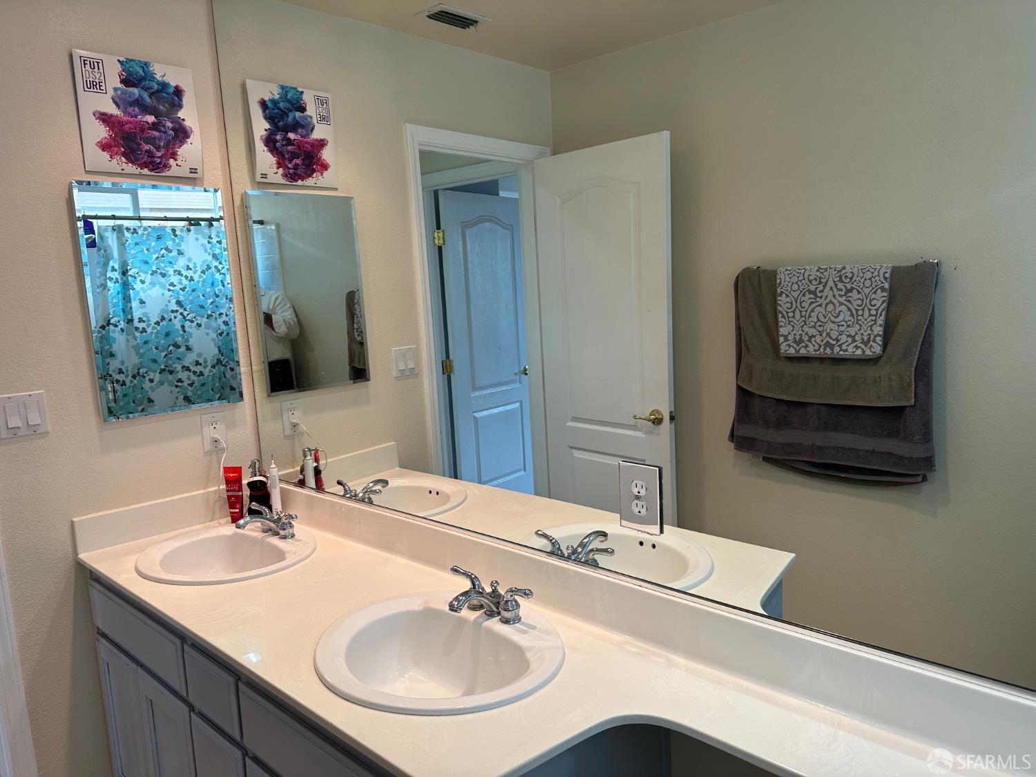 Detail Gallery Image 33 of 86 For 2055 Redbud Way, Antioch,  CA 94509 - 3 Beds | 2/1 Baths