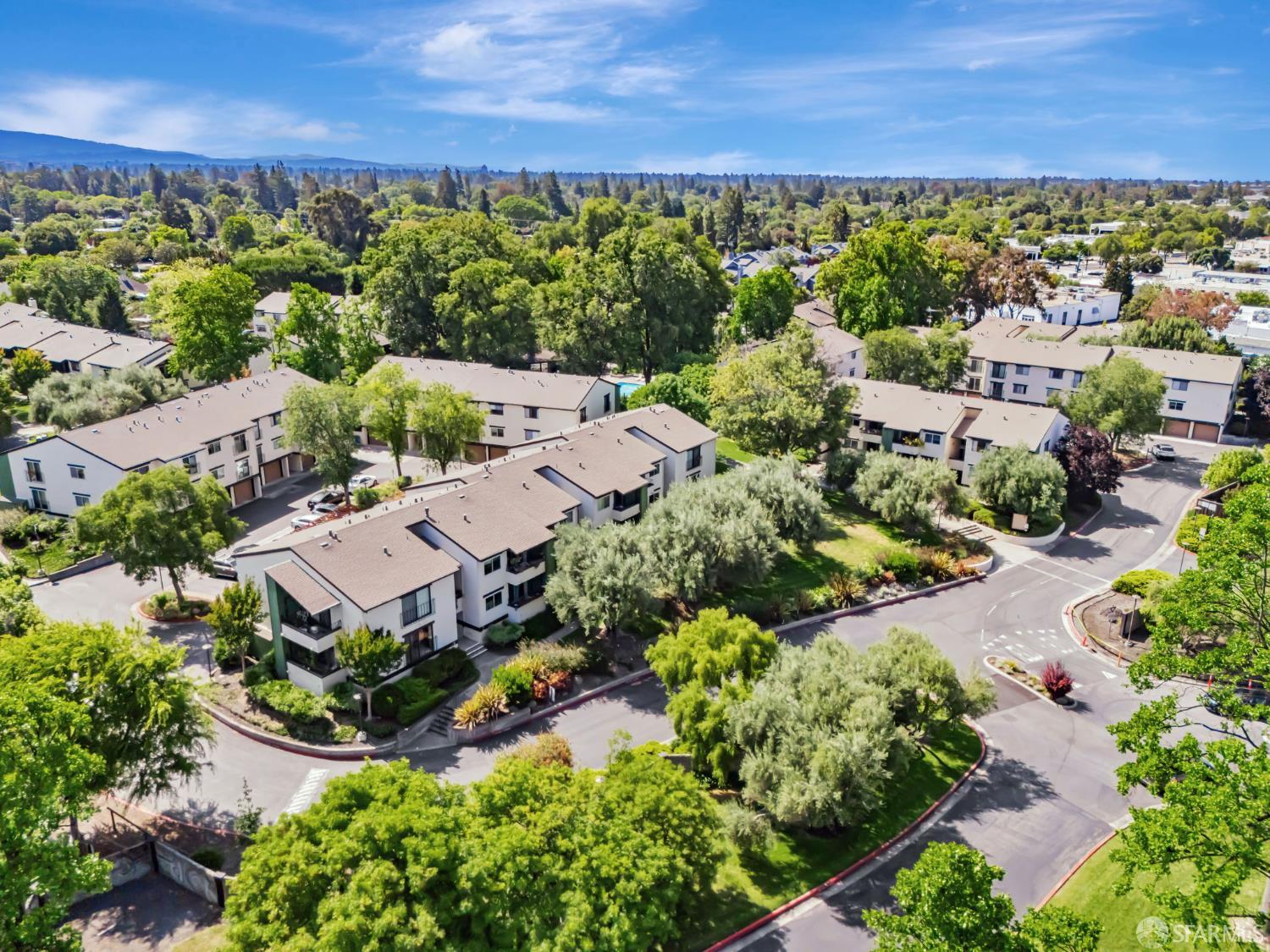 Detail Gallery Image 40 of 43 For 777 San Antonio Rd #14,  Palo Alto,  CA 94303 - 2 Beds | 1 Baths