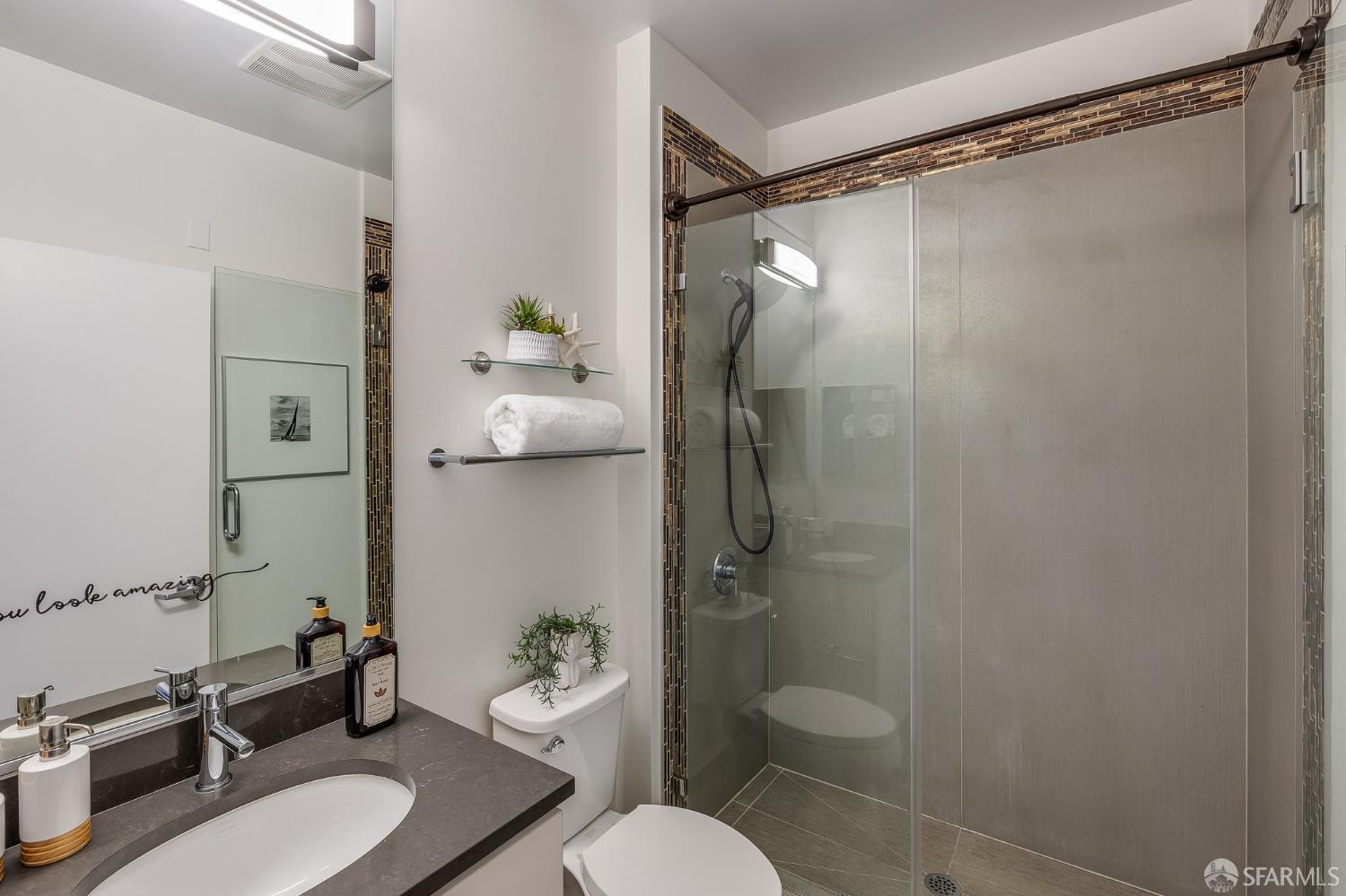 Detail Gallery Image 43 of 72 For 272 Coleman St, San Francisco,  CA 94124 - 3 Beds | 2/1 Baths