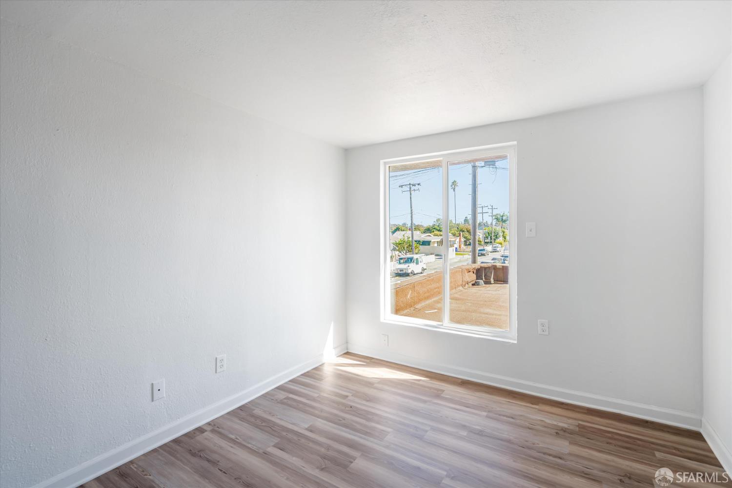 Detail Gallery Image 22 of 39 For 2489 20th St, San Pablo,  CA 94806 - 3 Beds | 1/1 Baths