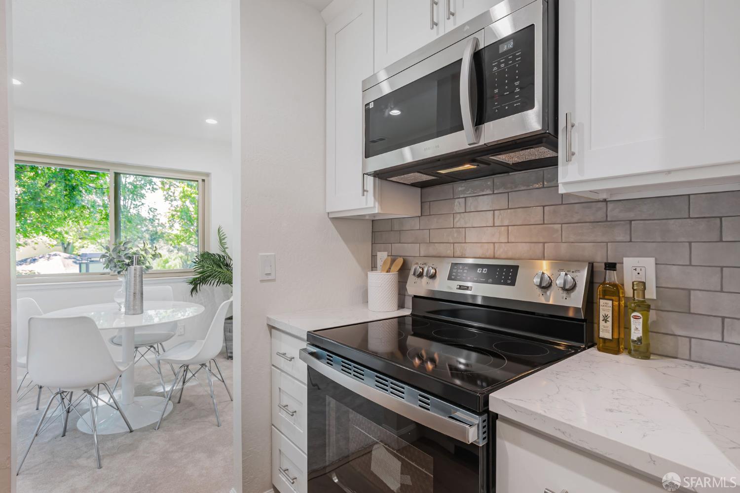 Detail Gallery Image 9 of 43 For 777 San Antonio Rd #14,  Palo Alto,  CA 94303 - 2 Beds | 1 Baths