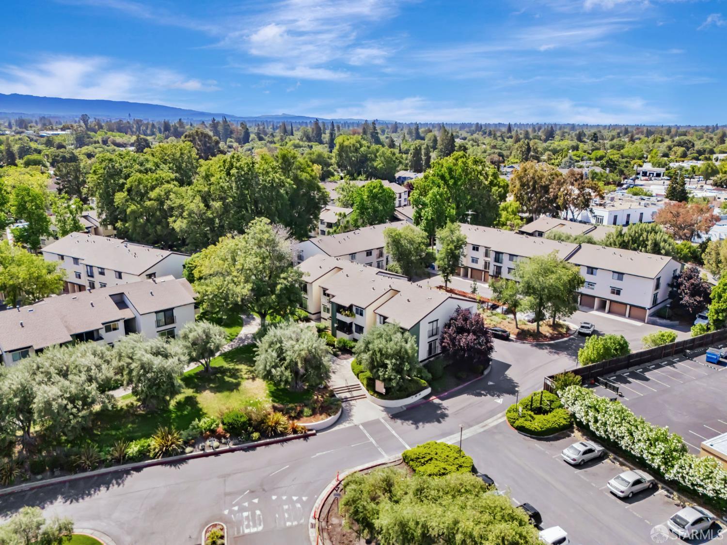 Detail Gallery Image 37 of 43 For 777 San Antonio Rd #14,  Palo Alto,  CA 94303 - 2 Beds | 1 Baths