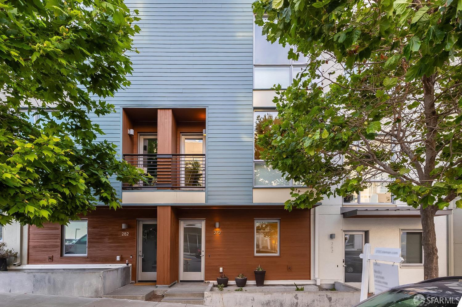 Detail Gallery Image 6 of 72 For 272 Coleman St, San Francisco,  CA 94124 - 3 Beds | 2/1 Baths