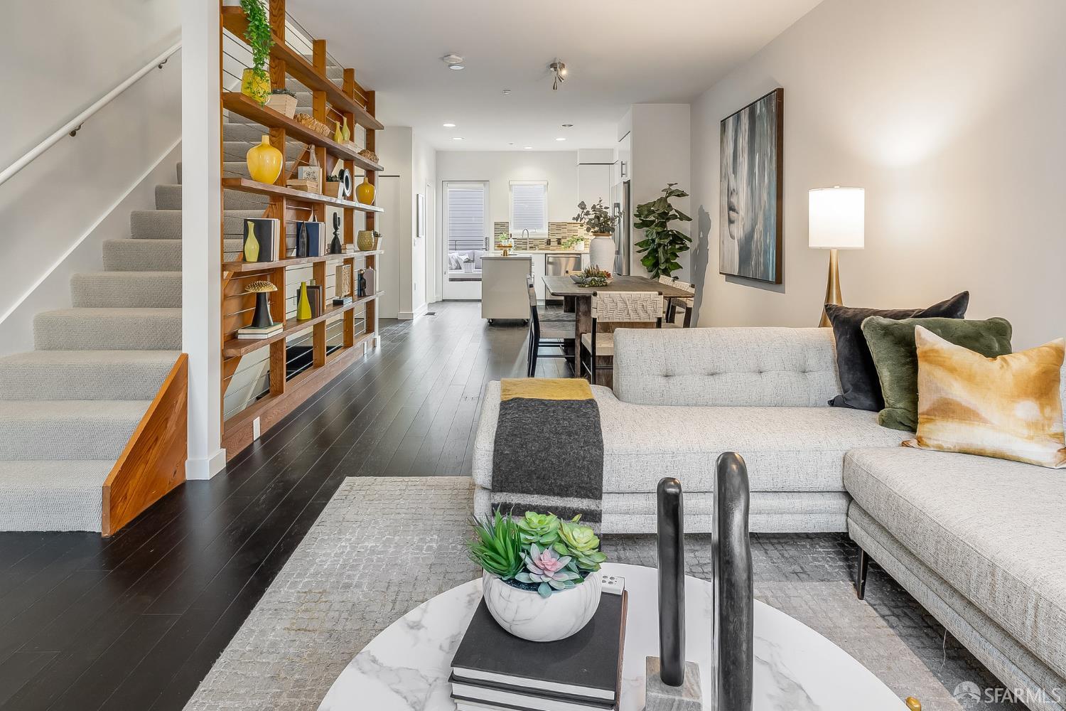 Detail Gallery Image 2 of 72 For 272 Coleman St, San Francisco,  CA 94124 - 3 Beds | 2/1 Baths