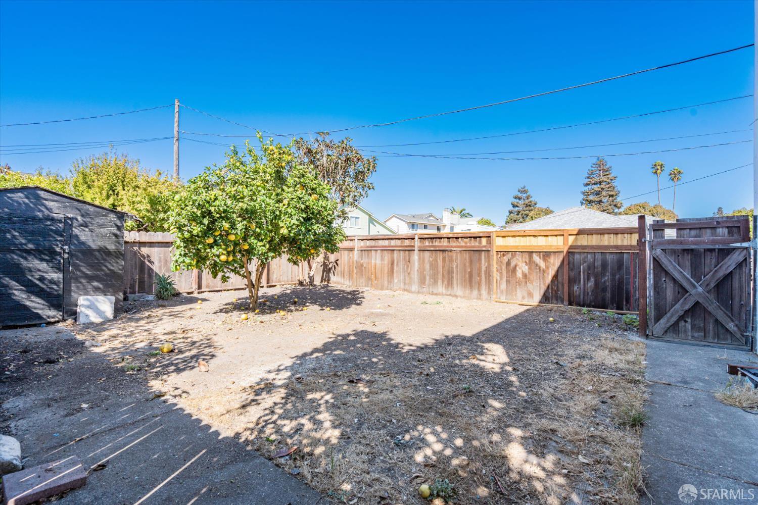 Detail Gallery Image 11 of 39 For 2489 20th St, San Pablo,  CA 94806 - 3 Beds | 1/1 Baths