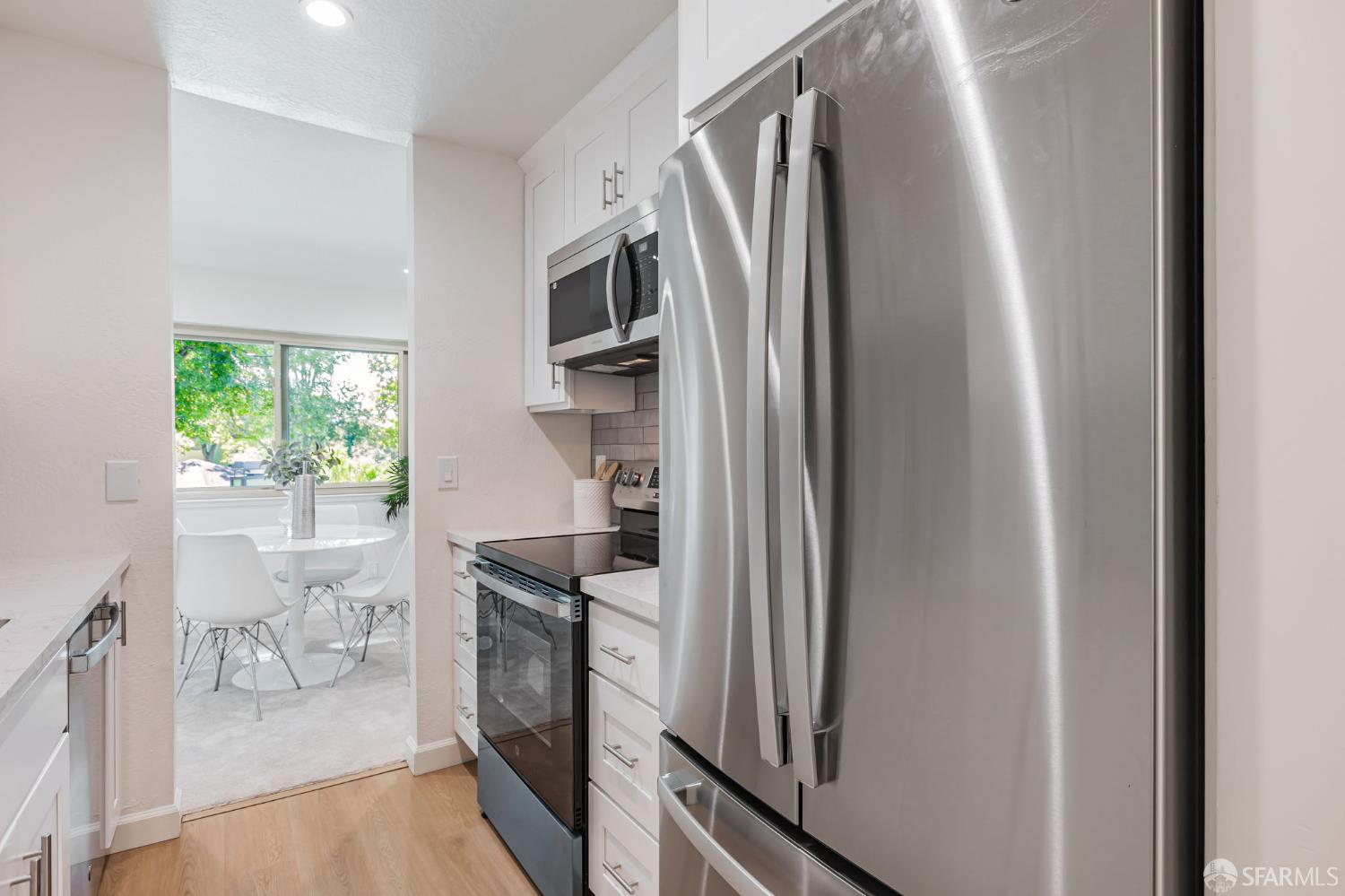 Detail Gallery Image 8 of 43 For 777 San Antonio Rd #14,  Palo Alto,  CA 94303 - 2 Beds | 1 Baths