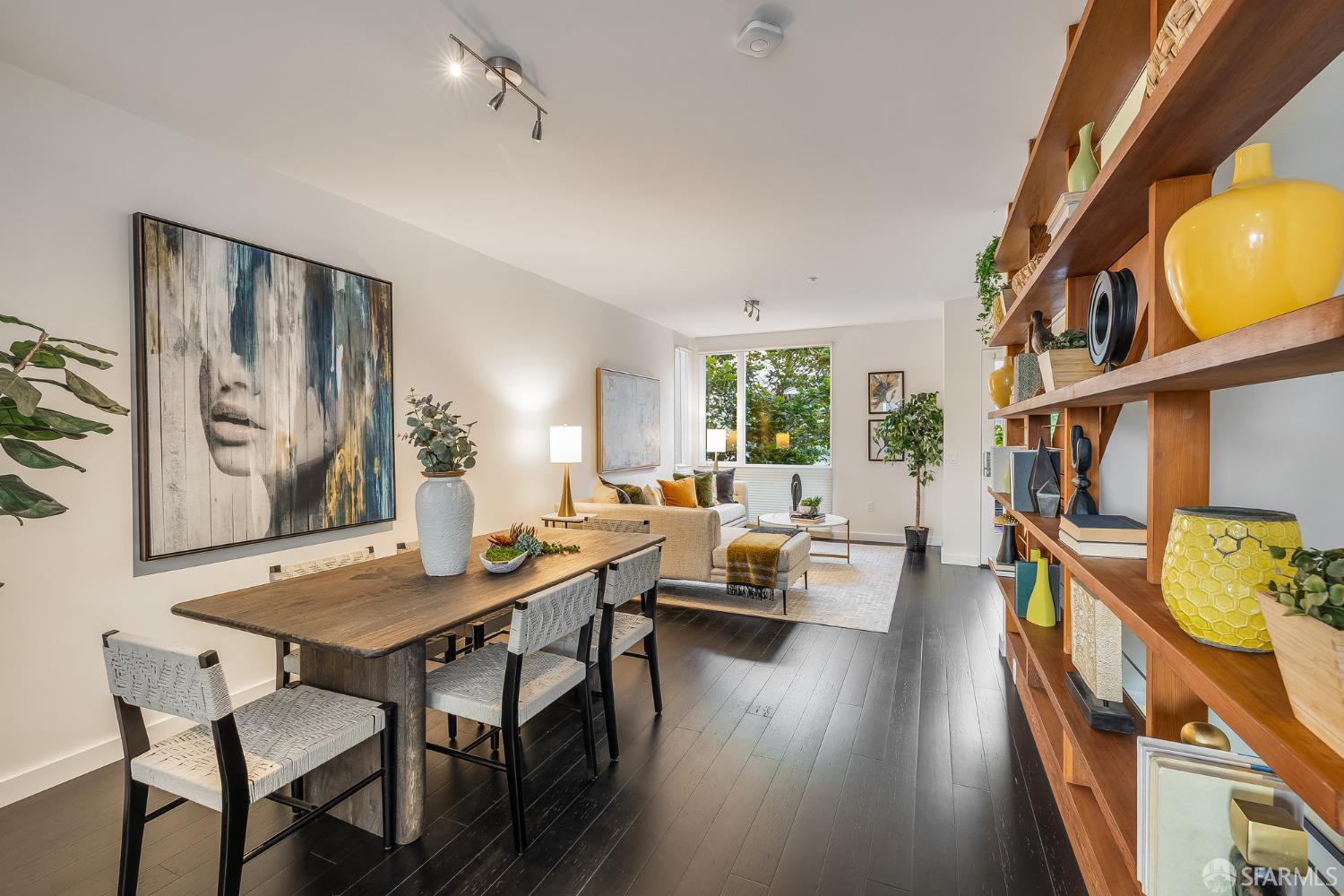 Detail Gallery Image 13 of 72 For 272 Coleman St, San Francisco,  CA 94124 - 3 Beds | 2/1 Baths